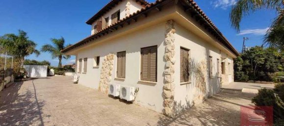 Вилла с 5 спальнями в Паралимни, Кипр № 18358 5