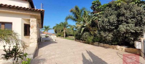 Вилла с 5 спальнями в Паралимни, Кипр № 18358 7