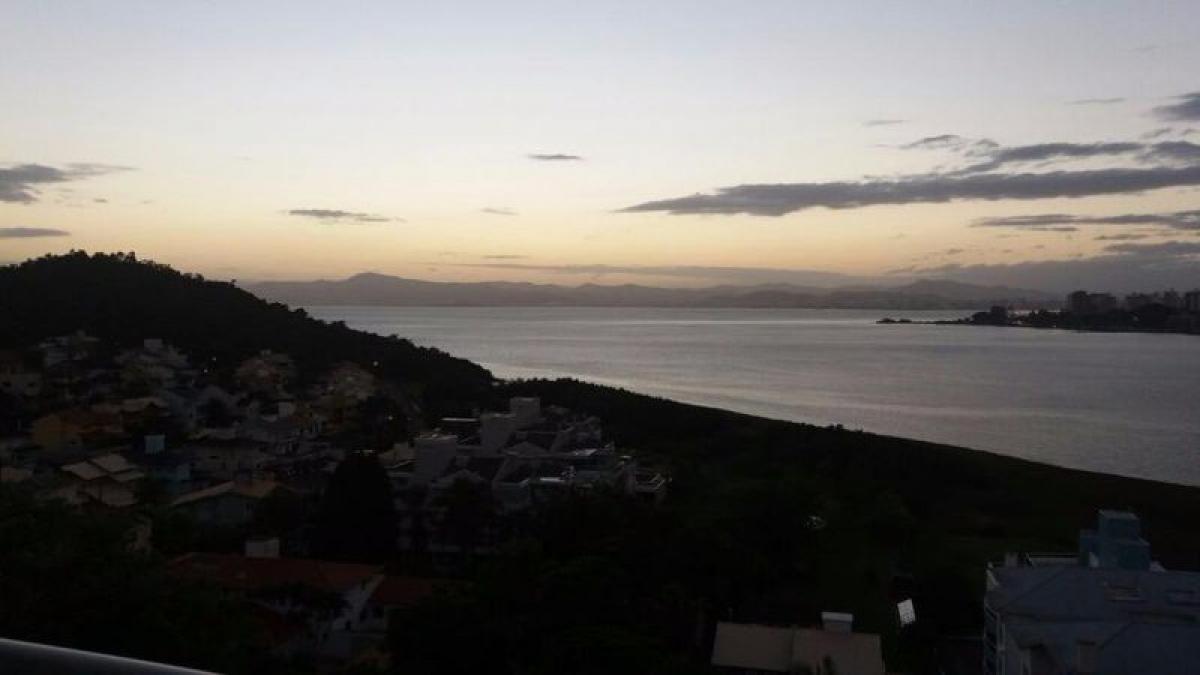 3 bedrooms Apartment in Florianopolis, Brazil No. 535158