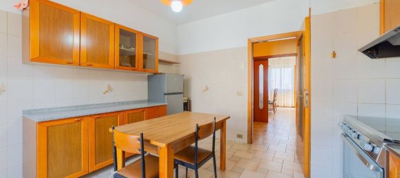 4 Schlafzimmer Wohnung in Vasto, Italy, Nr. 345510 8