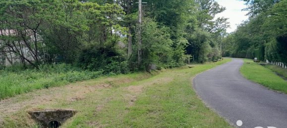 Земельный участок 3710м² в Фушроль, Франция № 76681 2