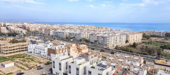 Casa de 4 dormitorios en Guardamar del Segura, Spain No. 176578 3