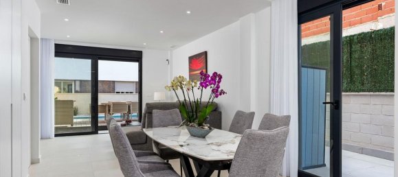 Casa de 4 dormitorios en Guardamar del Segura, Spain No. 176578 15