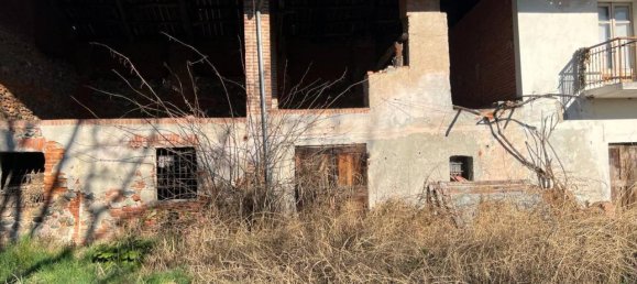 4 rooms House in Costigliole Saluzzo, Italy No. 64280 3