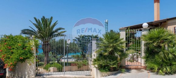 5 bedrooms Villa in Alcamo, Italy No. 328478 2