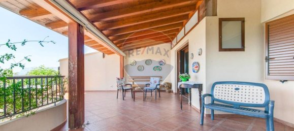 5 bedrooms Villa in Alcamo, Italy No. 328478 9