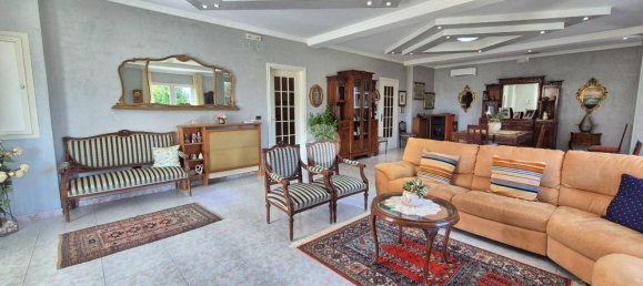 3 bedrooms Villa in Frosinone, Italy No. 73143 17