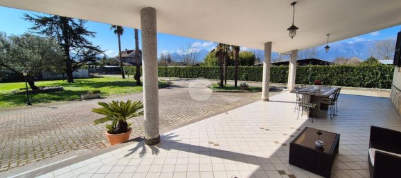 3 bedrooms Villa in Frosinone, Italy No. 73143 3