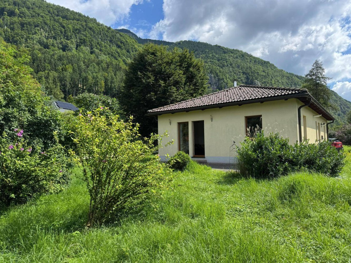 Бунгало с 4 комнатами в Грюнау им Альмталь, Австрия № 232379