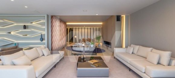 3 bedrooms Apartment in Lisbon, Portugal No. 84954 10