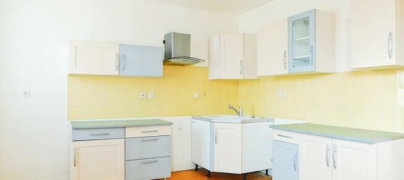 4 bedrooms House in Mont-de-Marsan, France No. 277816 6