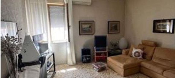 4 Schlafzimmer Wohnung in Naples, Italy, Nr. 347462 7