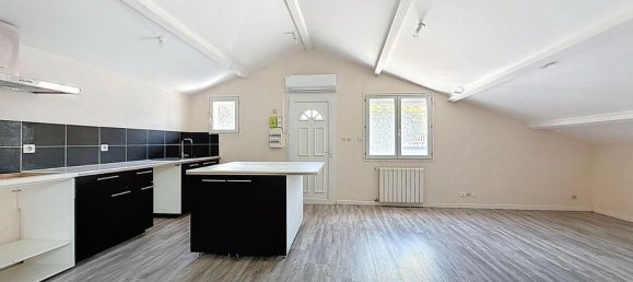 2 Schlafzimmer Haus in Meximieux, France, Nr. 338216 2