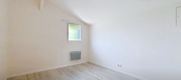 2 Schlafzimmer Haus in Meximieux, France, Nr. 338216 4