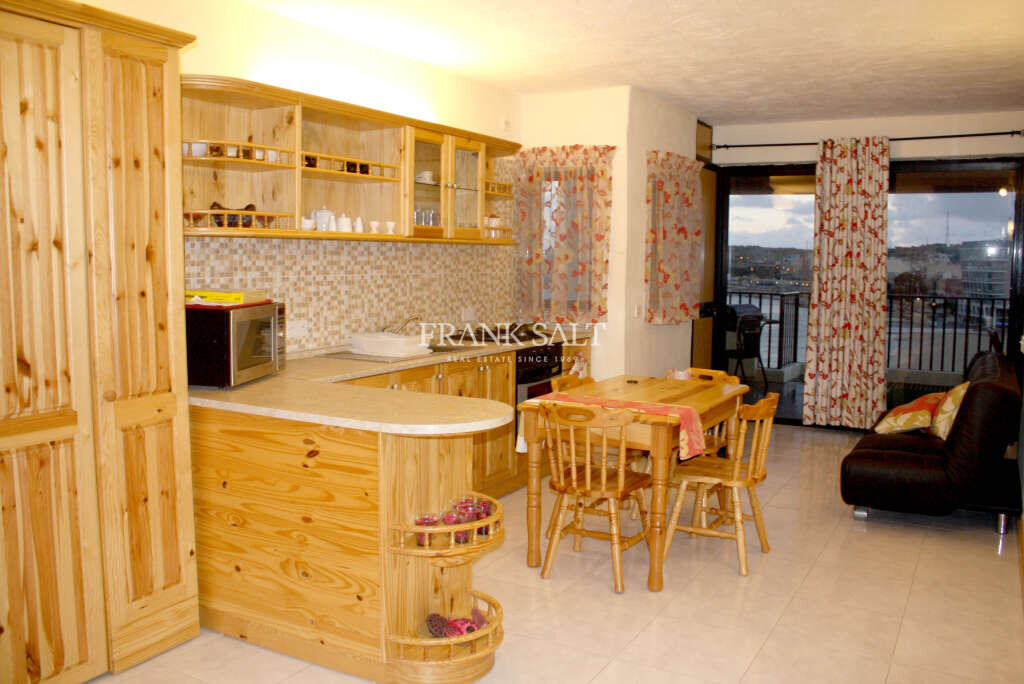 Пентхаус с 1 спальней в Бирзеббуджа, Мальта № 6244