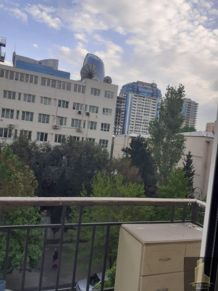 3 bedrooms Apartment in Nasimi, Azerbaijan No. 2250