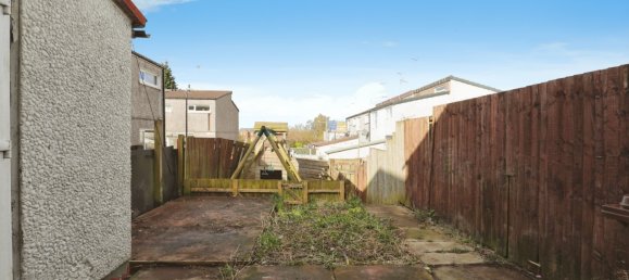 3 bedrooms House in Skelmersdale, United Kingdom No. 2924 16