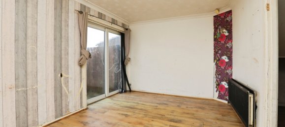 3 bedrooms House in Skelmersdale, United Kingdom No. 2924 5