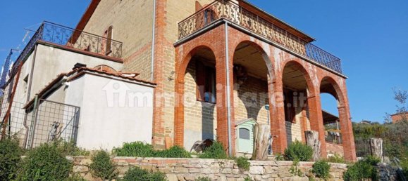 4 Schlafzimmer Haus in Sinalunga, Italy, Nr. 358739 3