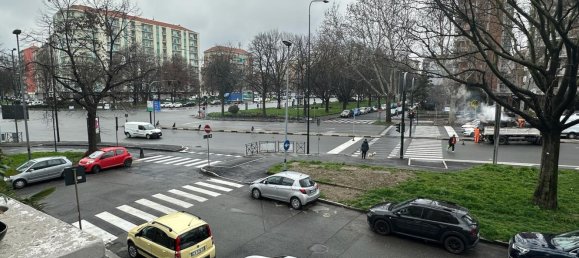 2 rooms Apartment in Turin, Italy No. 8715 34