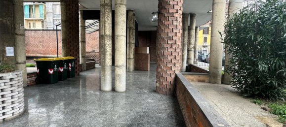 2 rooms Apartment in Turin, Italy No. 8715 38