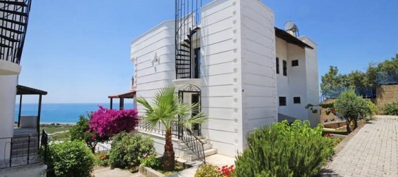 4 rooms Villa in Demirtas, Turkey No. 17402 2