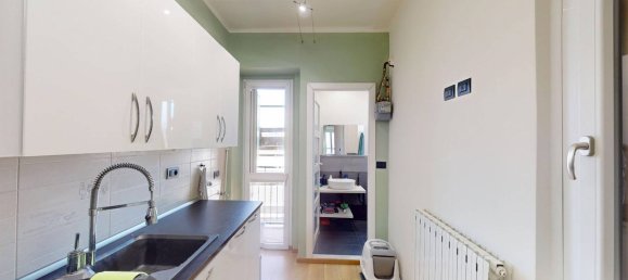 2 Schlafzimmer Wohnung in Turin, Italy, Nr. 339609 14