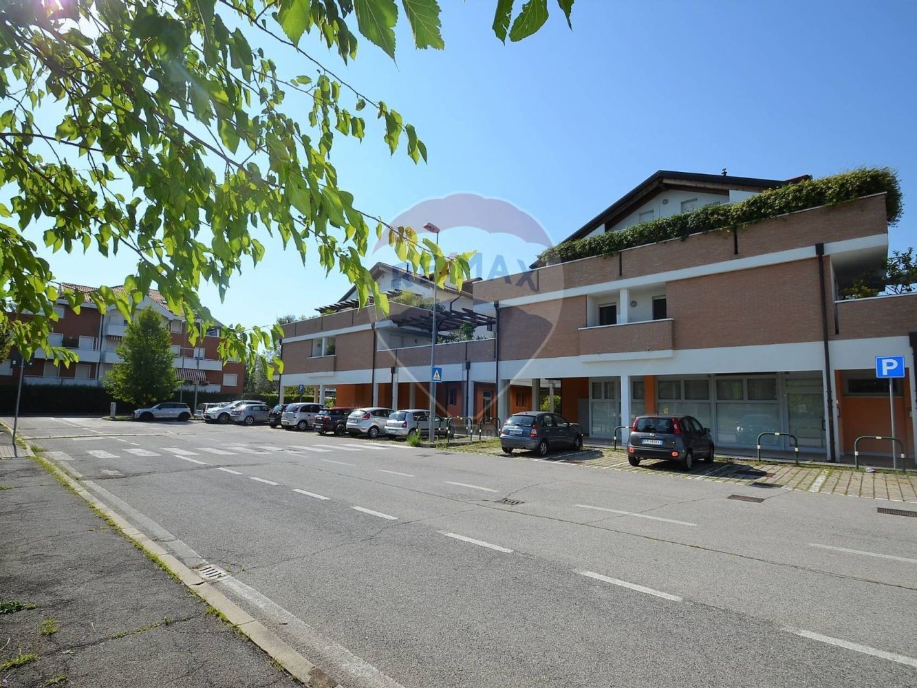 Oficina de 3 habitaciónes en Padua, Italy No. 56715