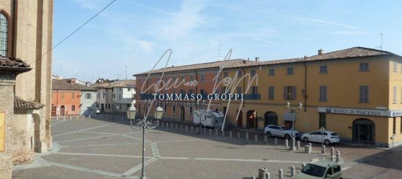 Casa de 8 divisões em Cortemaggiore, Italy N.º 118388 31