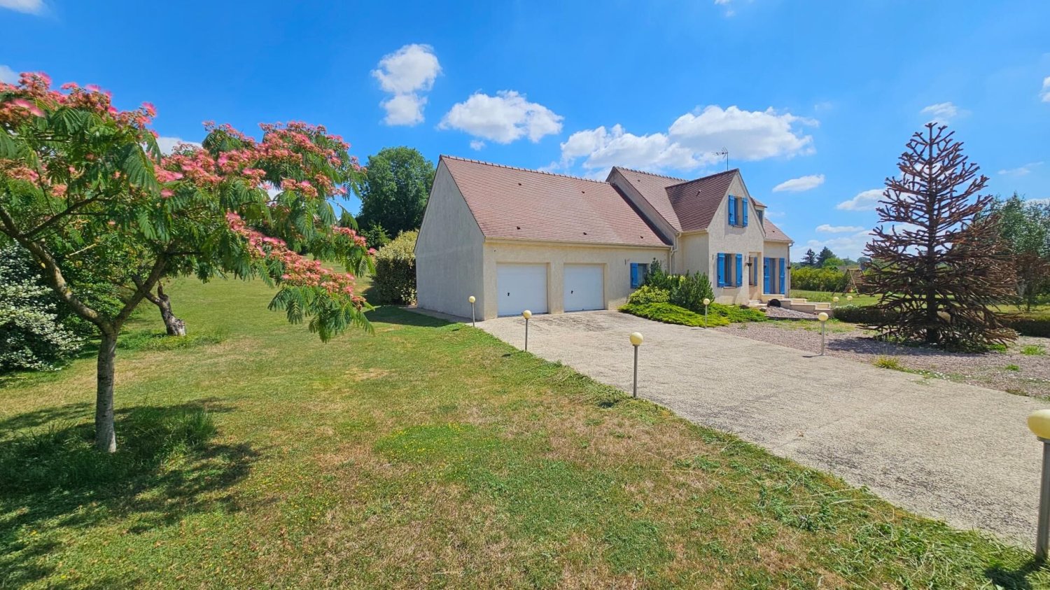 Дом с 4 спальнями в Вал-д'Уаз, Франция № 327255