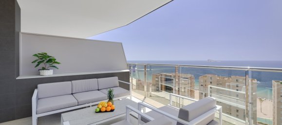 3 bedrooms Apartment in Benidorm, Spain No. 12653 2