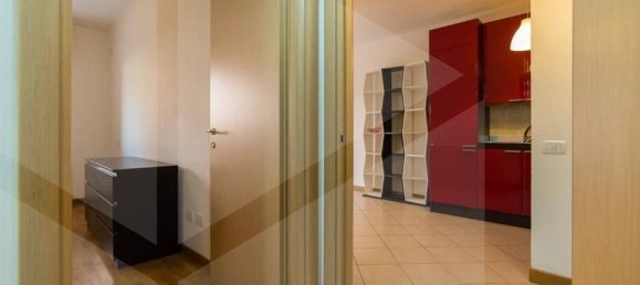 2 rooms Apartment in Rome, Italy No. 26563 10