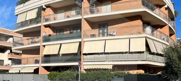 2 rooms Apartment in Rome, Italy No. 26563 17