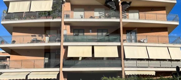 2 rooms Apartment in Rome, Italy No. 26563 3