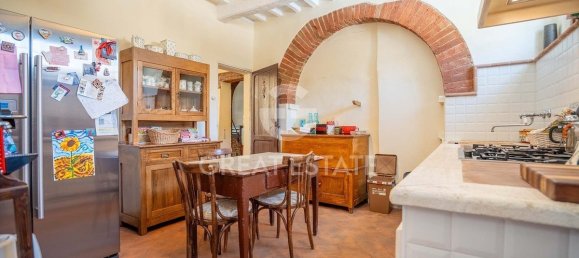 8 bedrooms Apartment in Castiglione del Lago, Italy No. 332811 18