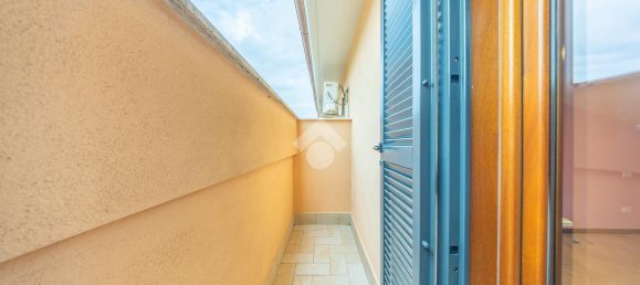 Apartamento de 3 divisões em Rome, Italy N.º 40482 18