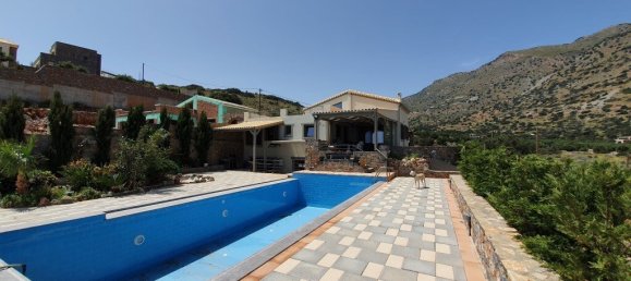 3 bedrooms Villa in Agios Nikolaos, Greece No. 3950 8