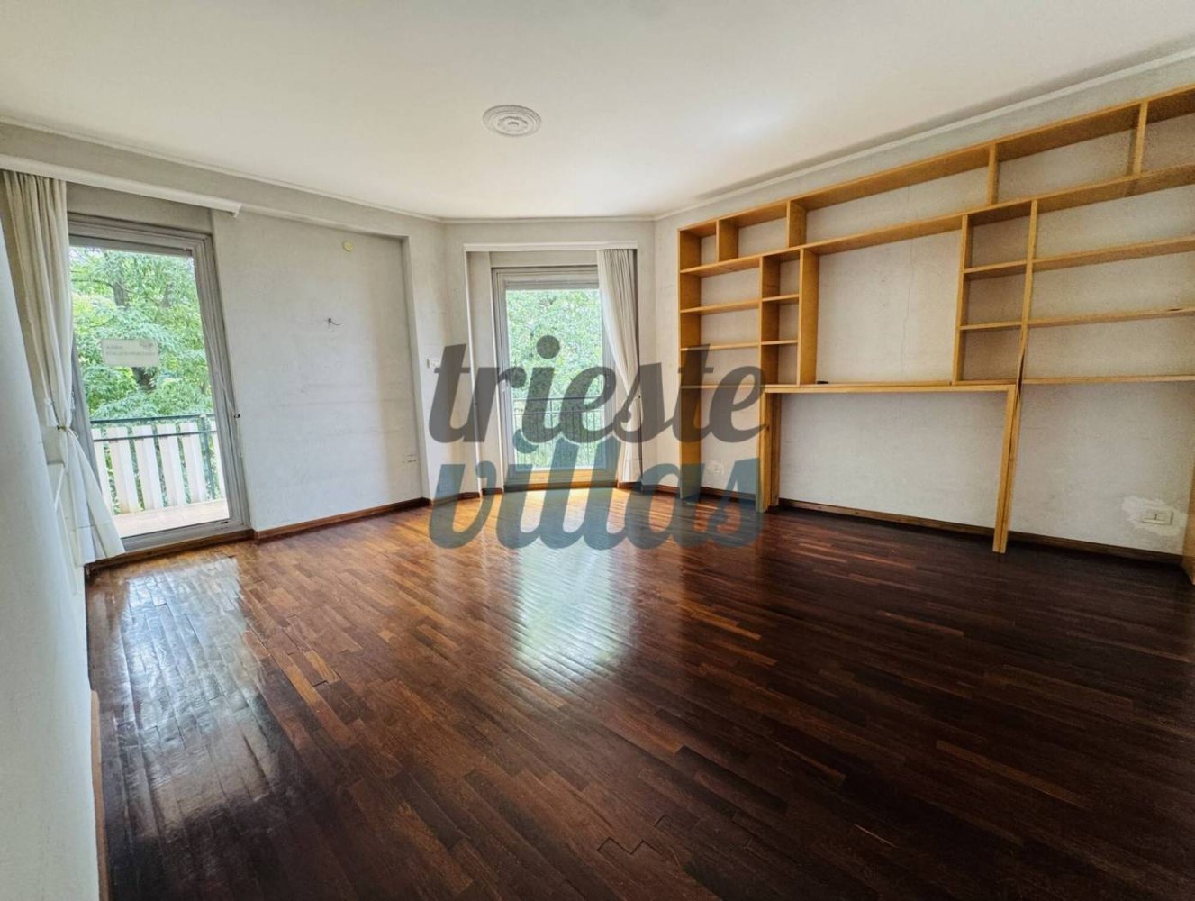 4 Schlafzimmer Wohnung in Trieste, Italy, Nr. 315766