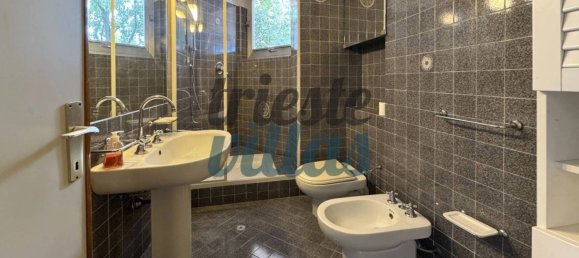 4 Schlafzimmer Wohnung in Trieste, Italy, Nr. 315766 3