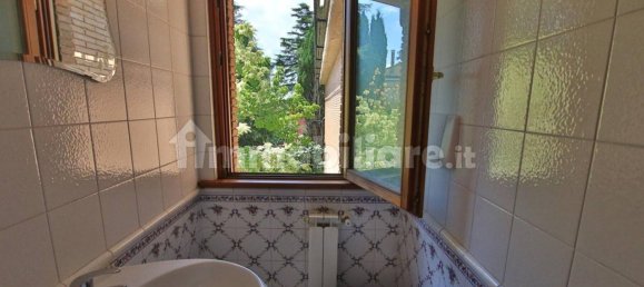 Квартира с 3 спальнями в Рим, Италия № 137808 15