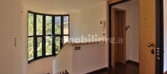 Квартира с 3 спальнями в Рим, Италия № 137808 8