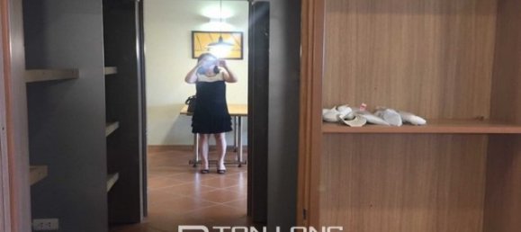 Apartamento de 3 dormitorios en Hai Ba Trung, Vietnam No. 2358 7