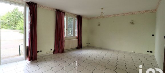 3 rooms Apartment in Orleans, France No. 226868 2