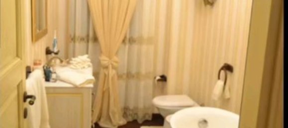 5 rooms Apartment in Vibo Valentia, Italy No. 254209 3