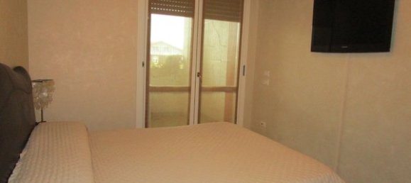 5 rooms Penthouse in Pesaro, Italy No. 126459 2