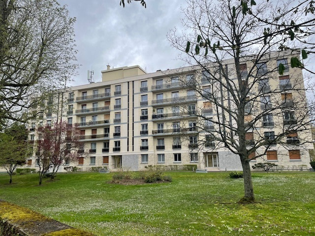 3 غرف نوم شقة في Compiegne, France رقم 76766