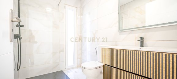 4 bedrooms Villa in Almada, Portugal No. 208927 16