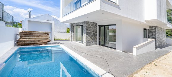 4 bedrooms Villa in Almada, Portugal No. 208927 9