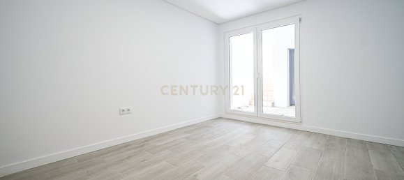 4 bedrooms Villa in Almada, Portugal No. 208927 12