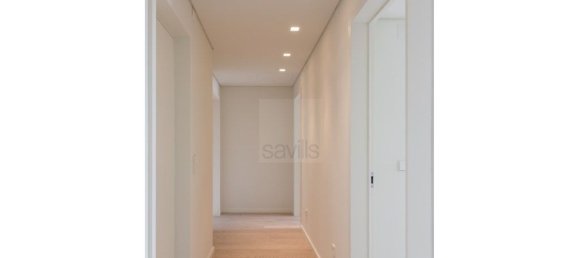 3 bedrooms Apartment in Porto, Portugal No. 94330 17